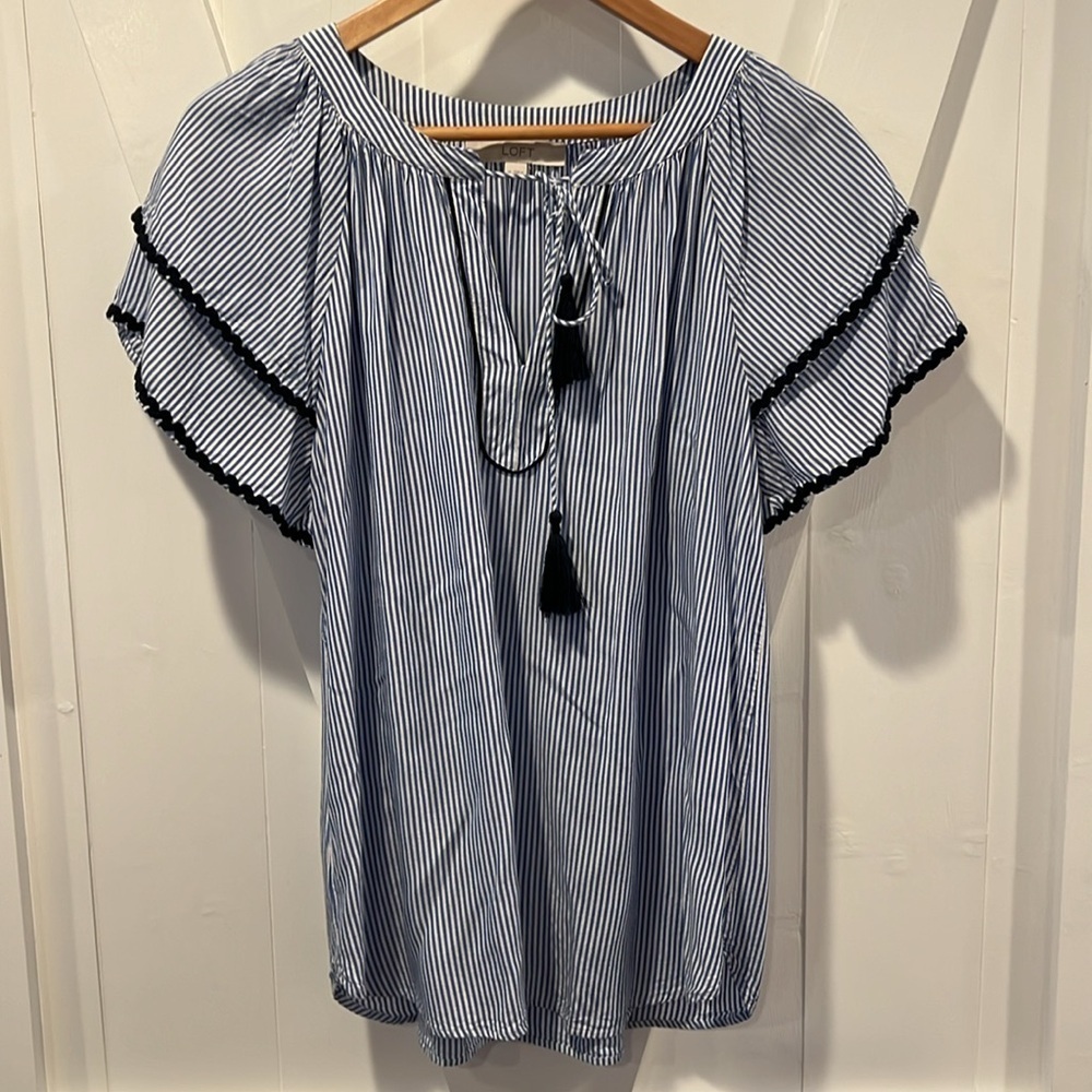 Loft Blue White Stripe Ruffle Sleeve Split Neck Rick Rack Tassle Size Medium